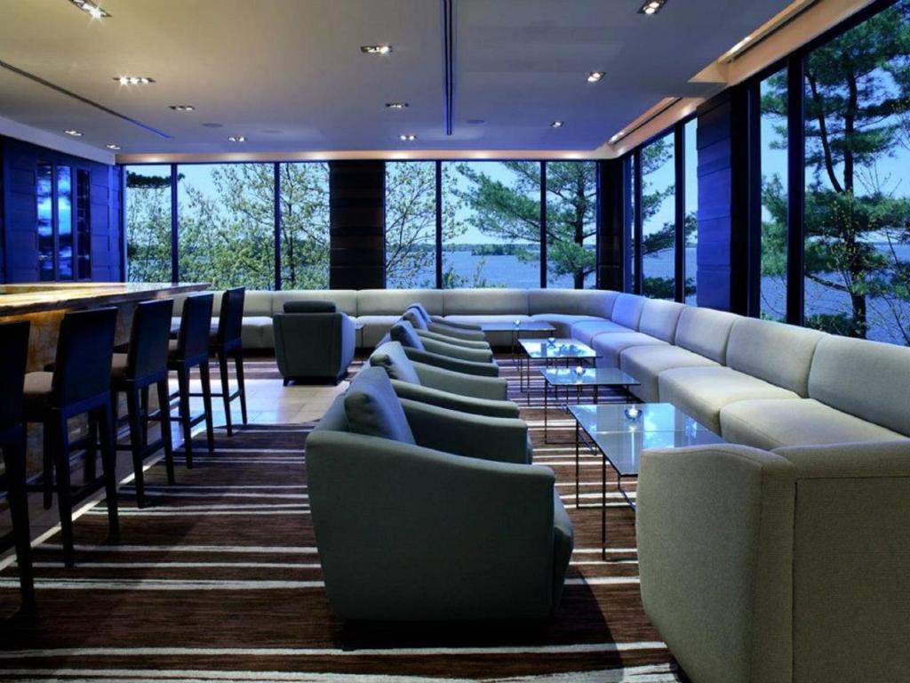 Hotel Taboo Muskoka Gravenhurst Esterno foto