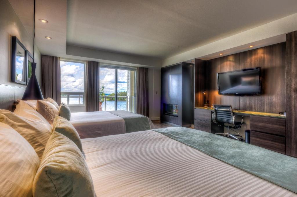 Hotel Taboo Muskoka Gravenhurst Esterno foto