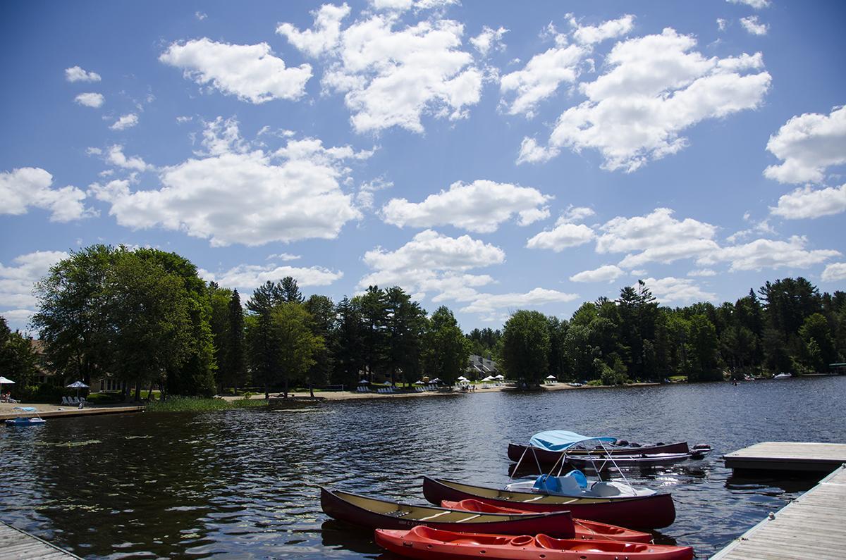 Hotel Taboo Muskoka Gravenhurst Esterno foto