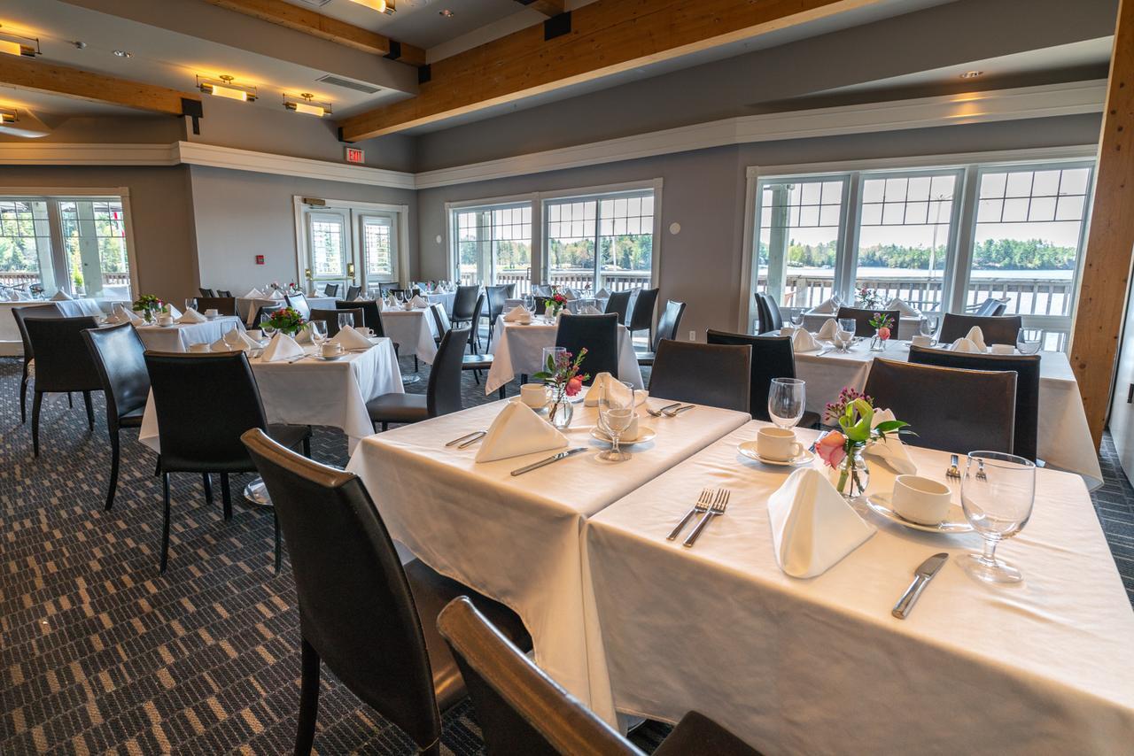 Hotel Taboo Muskoka Gravenhurst Esterno foto
